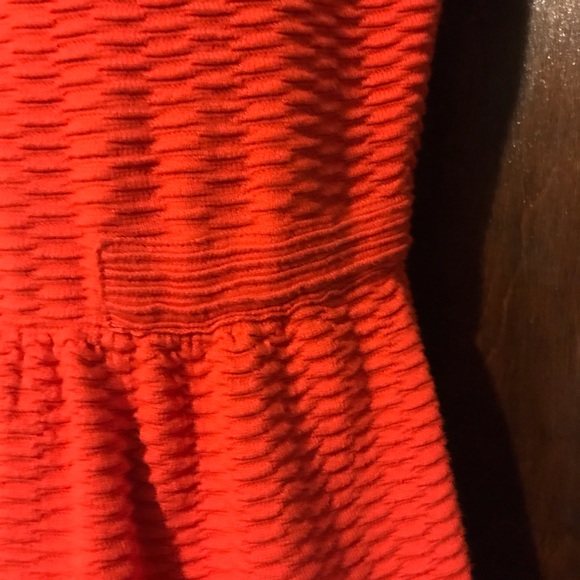 Orange spice top with elastic waist. Size Small. - Picture 2 of 7